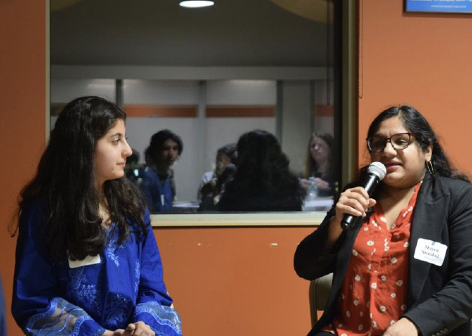 Aleeza Riaz ’25 (left) leads a Q&A with Mayor Sumbal Siddiqui (right).