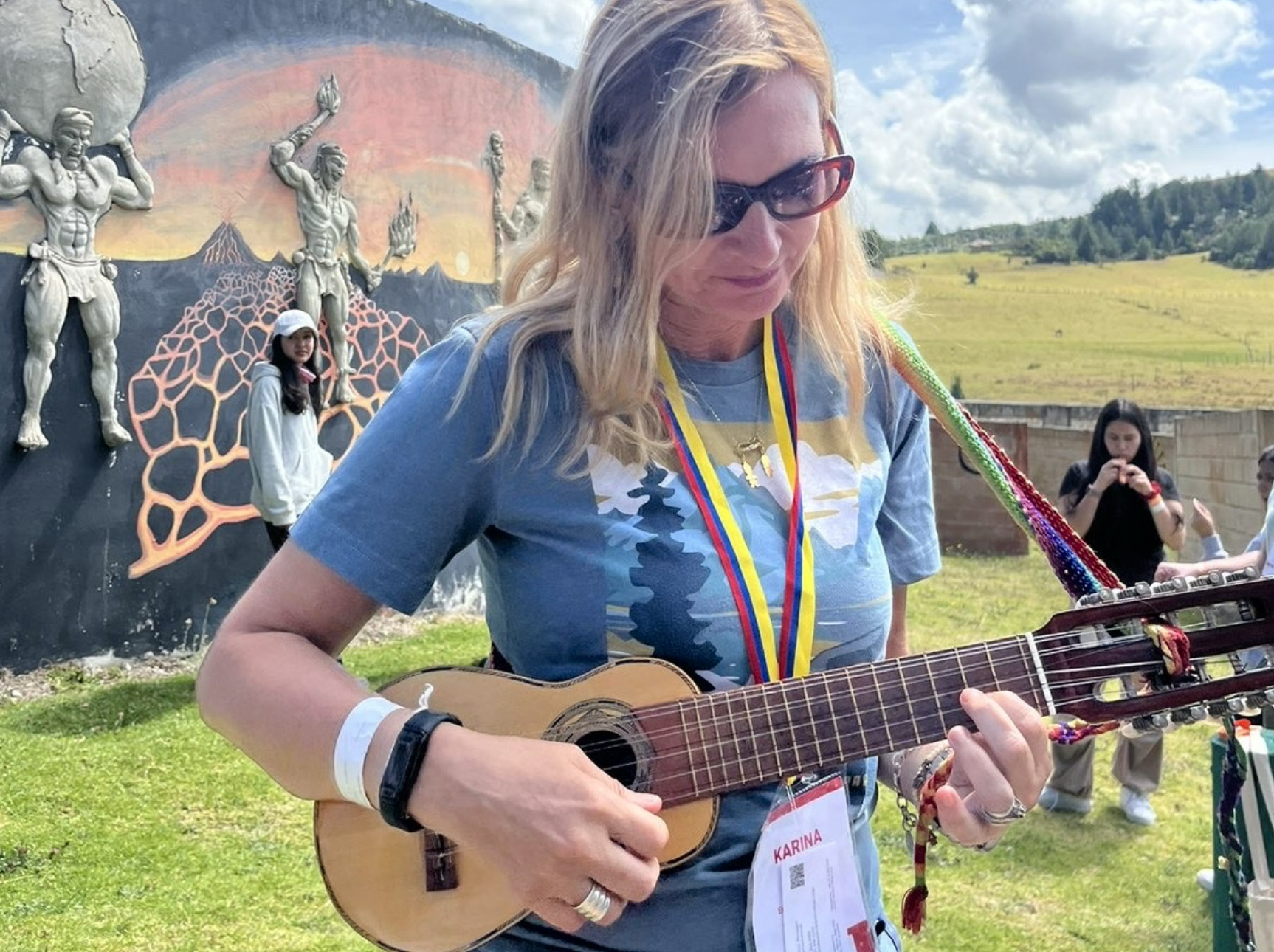 Former Director of Global Education and Round Square representative Karina Baum led Round Square trips to the UAE, Colombia, Kenya and the
UK in recent years. (Photo Courtesy of Olivia Richter)