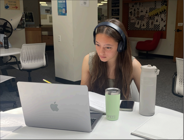 Sandy Narayan ’27 calls with her outside-of-school tutor during her free block.